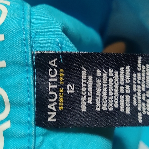 Blue juniors size 12 Nautica jean shorts. - Picture 3 of 3